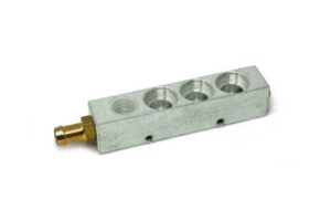 Rails d'injecteurs et accessoires